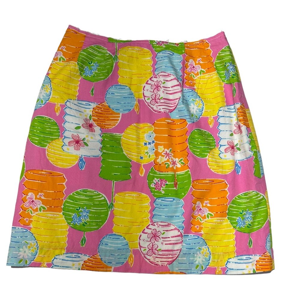 Lilly Pulitzer White Label pink skirt size 2. Unfinished hem design. Super cute